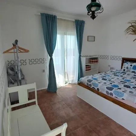 Lawanda9 בית אירוח *