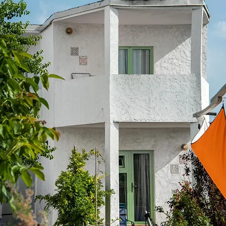 Lawanda9 * Vama Veche